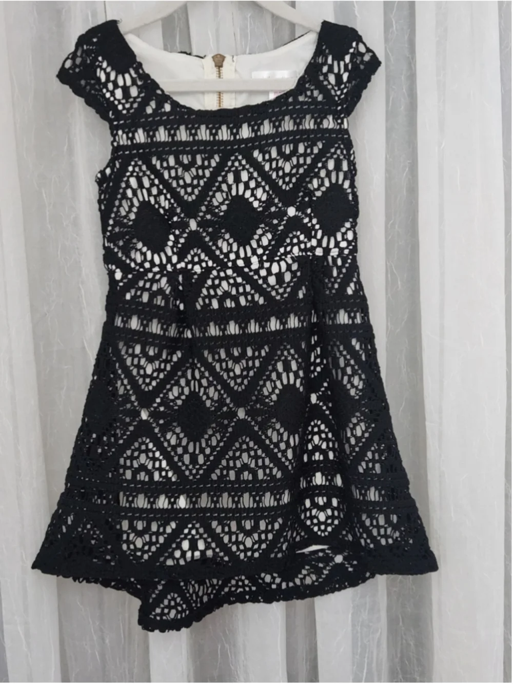 Xhilaration Black Crochet Lace Fit/Flare/High/Low Dress for Girls, S4/5, GPreLC